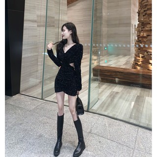 Đầm Bling Bling Cut Out Cổ V