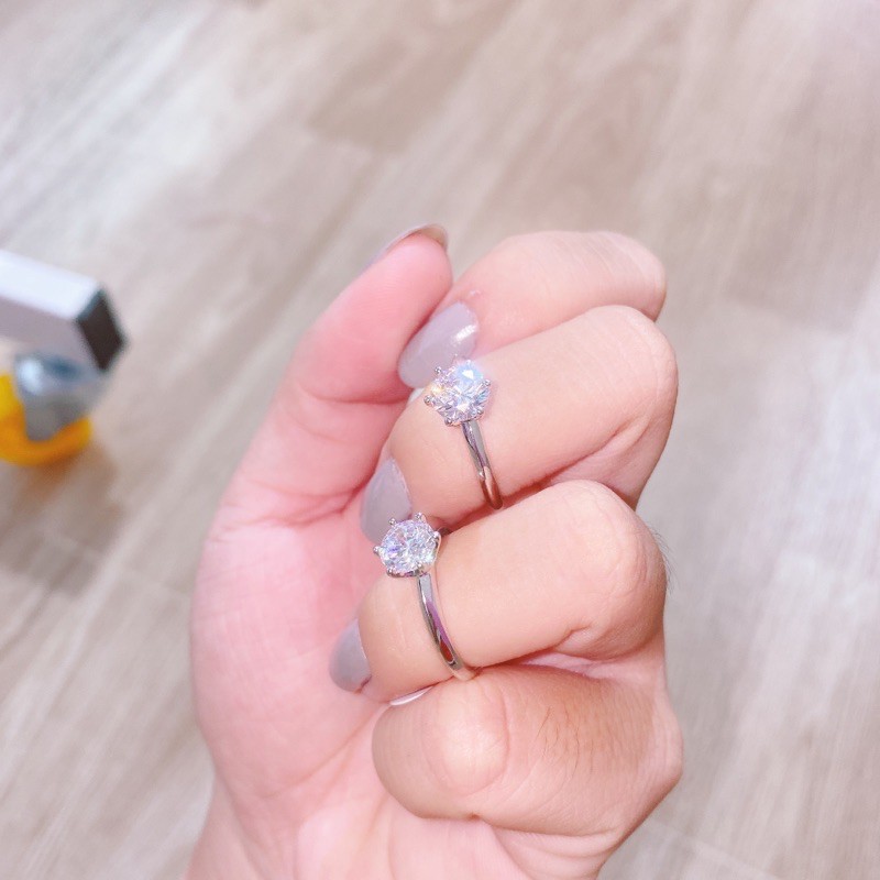 Nhẫn hột soàn 6li - nhẫn đính hôn đơn giản