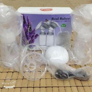 Máy hút sữa điện đôi Real Bubee Nhật Bản