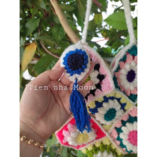 Túi móc len hoa ghép