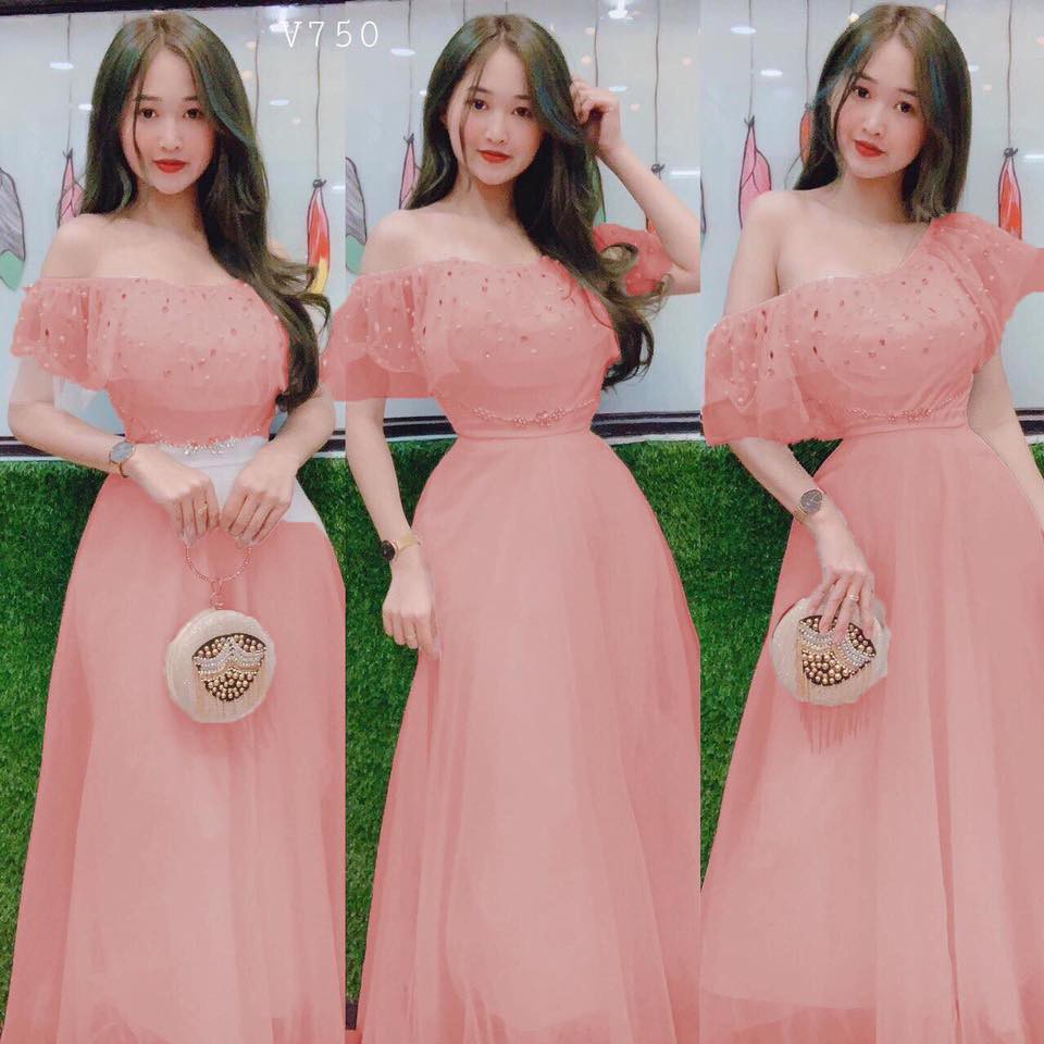 Đầm xoè công chúa bẹt vai kết kim sa treo
