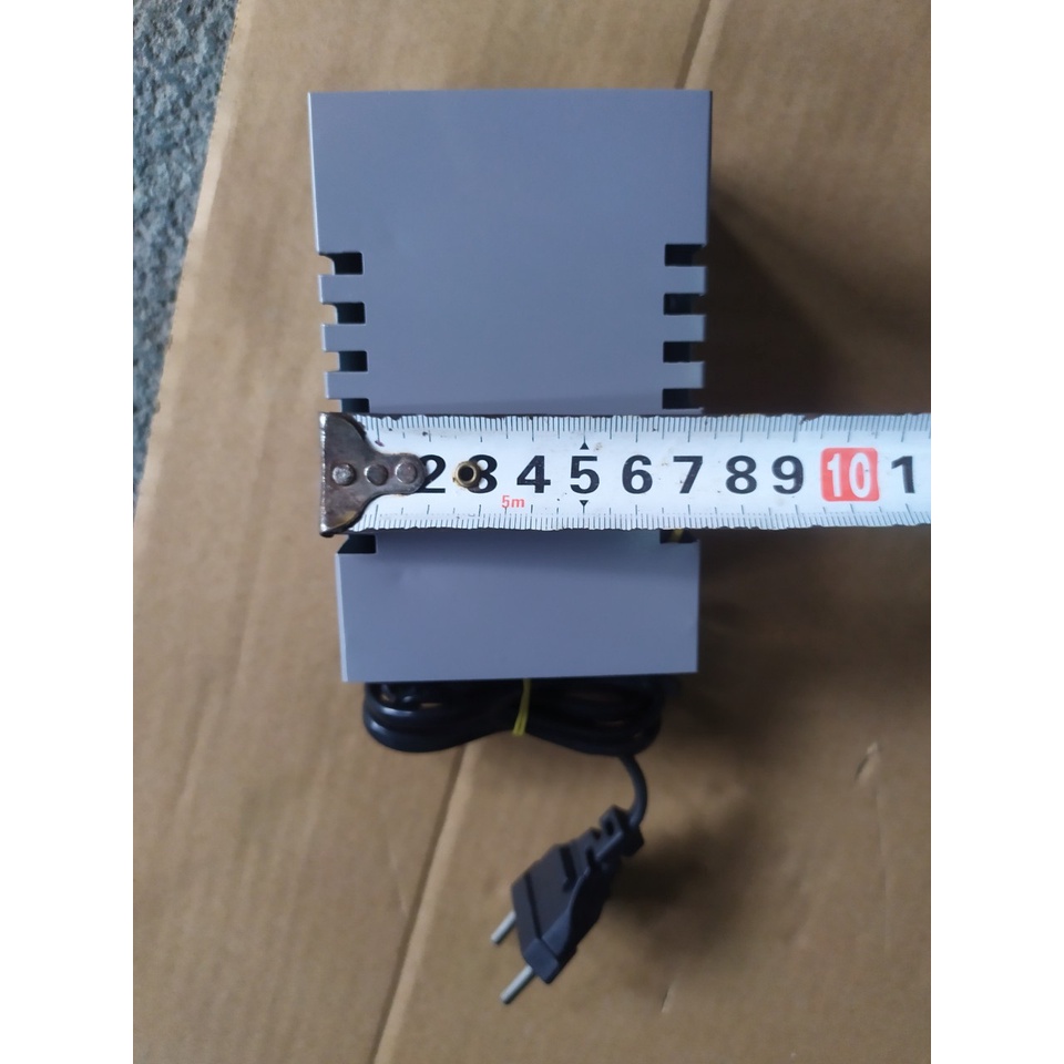 Adapter - Biến áp/ Bộ đổi nguồn điện 220V sang 100V, 60W lõi đồng