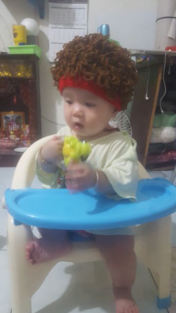 Nón tóc xù cho bé