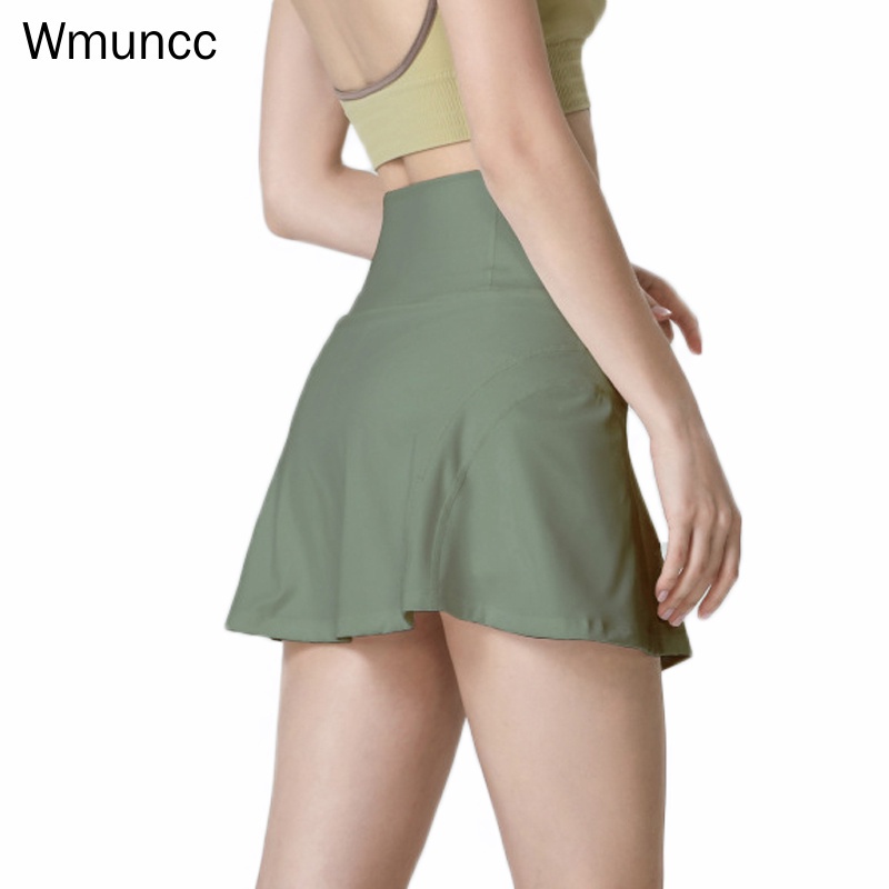 Chân váy ngắn lưng cao giả hai lớp phong cách thể thao thời trang cho nữ