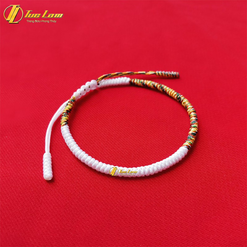 Vòng tay chỉ may mắn màu trắng bện kiểu tibets đối xứng xen kẽ mang lại bình an - Tuệ Lâm
