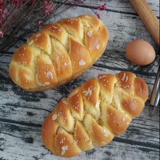 NƯỚC HOA CAM, TINH DẦU HOA CAM LÀM BÁNH MÌ HOA CÚC, TẠO HƯƠNG CHO CÁC LOẠI BÁNH, KẸO TỰ NHIÊN, HÀNG CHÍNH HÃNG CHAI LỚN