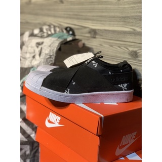 Flash sale giày slipon supper star.