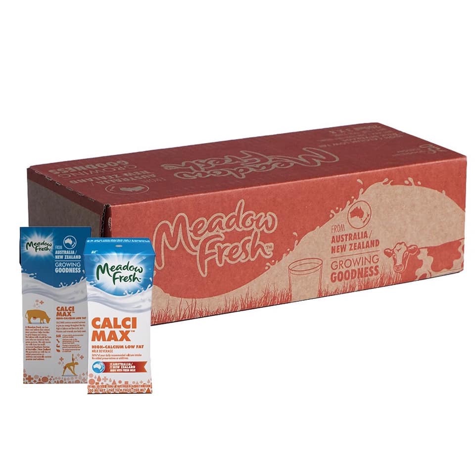 Sữa tươi tiệt trùng Meadow Fresh Nguyên kem & Canxi ít béo 200ML _ log 3 hộp