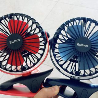 Quạt tích điện mini chân kẹp yoobao pin 6400mah