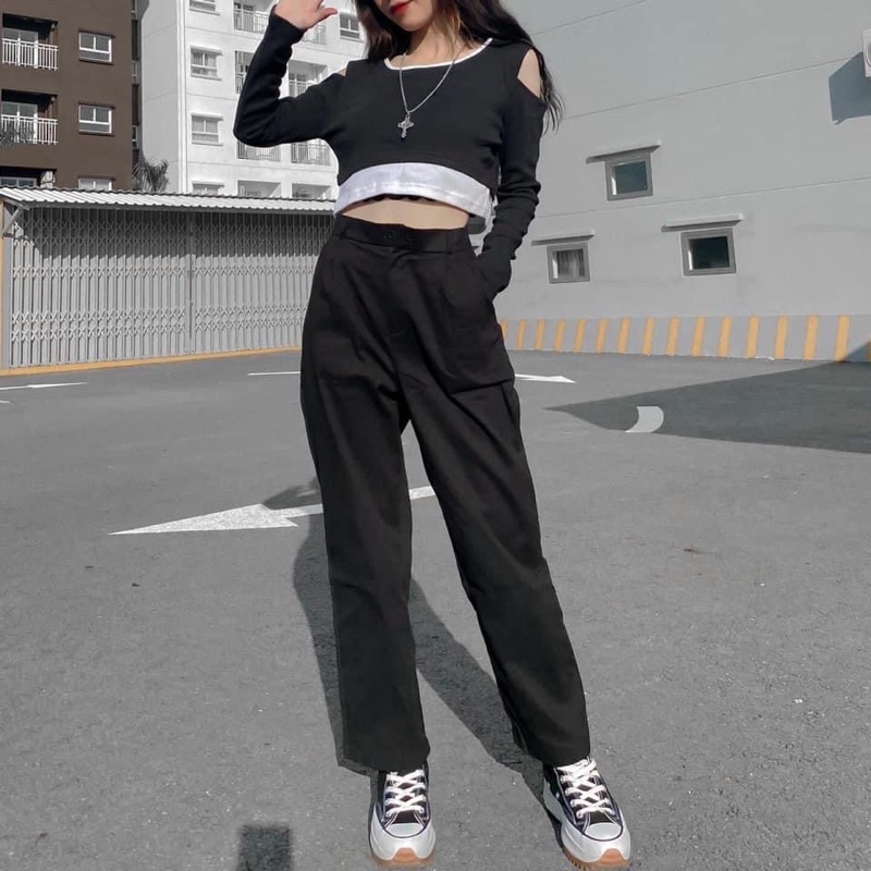 Áo croptop tay dài hở vai vừa xinh vừa quyến rũ.