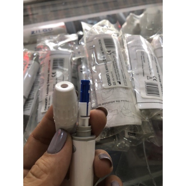 Bút lấy máu thử đường- tặng kèm 10 kim