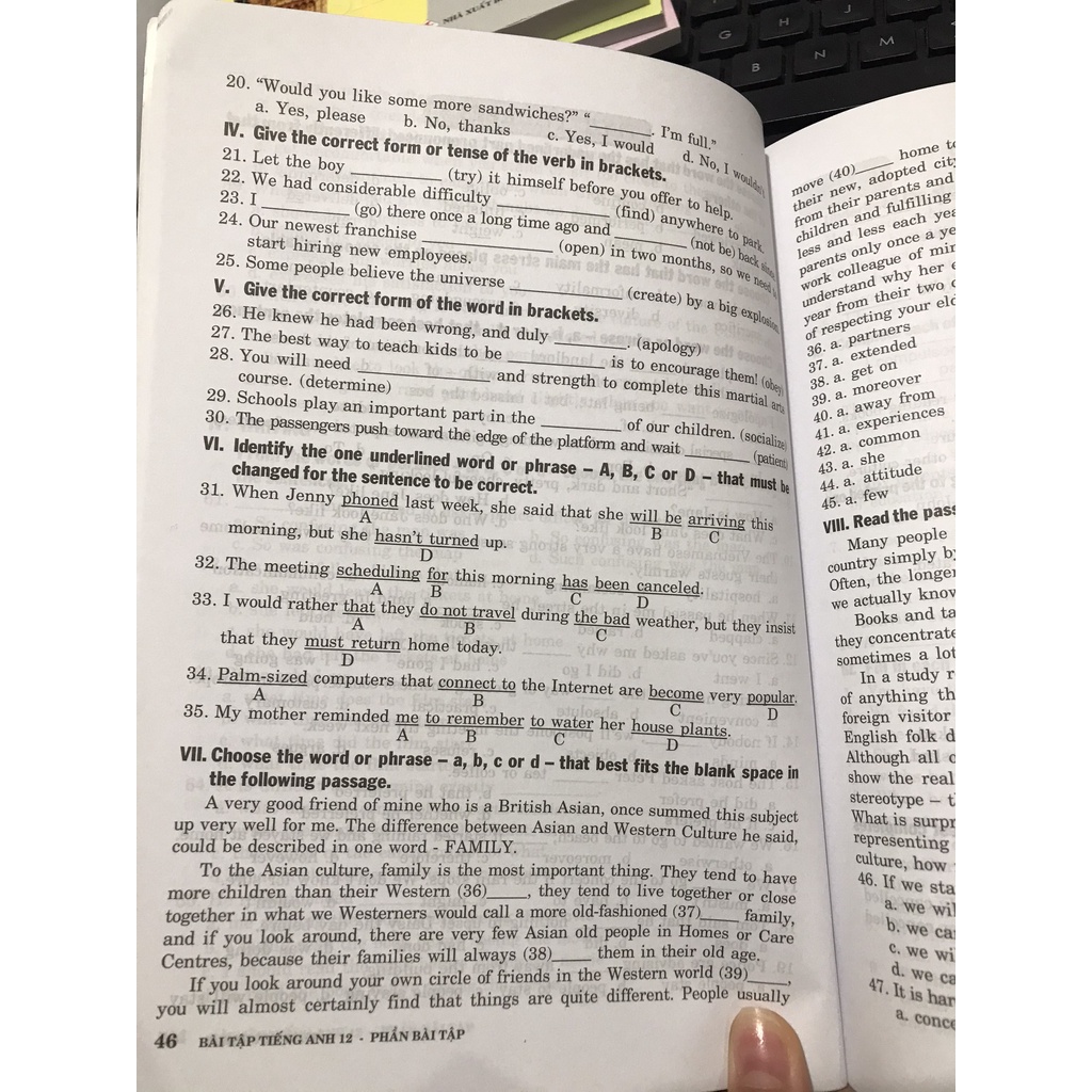 Sách - Bài tập tiếng anh 12 ( combo , có đáp án , không đáp án )