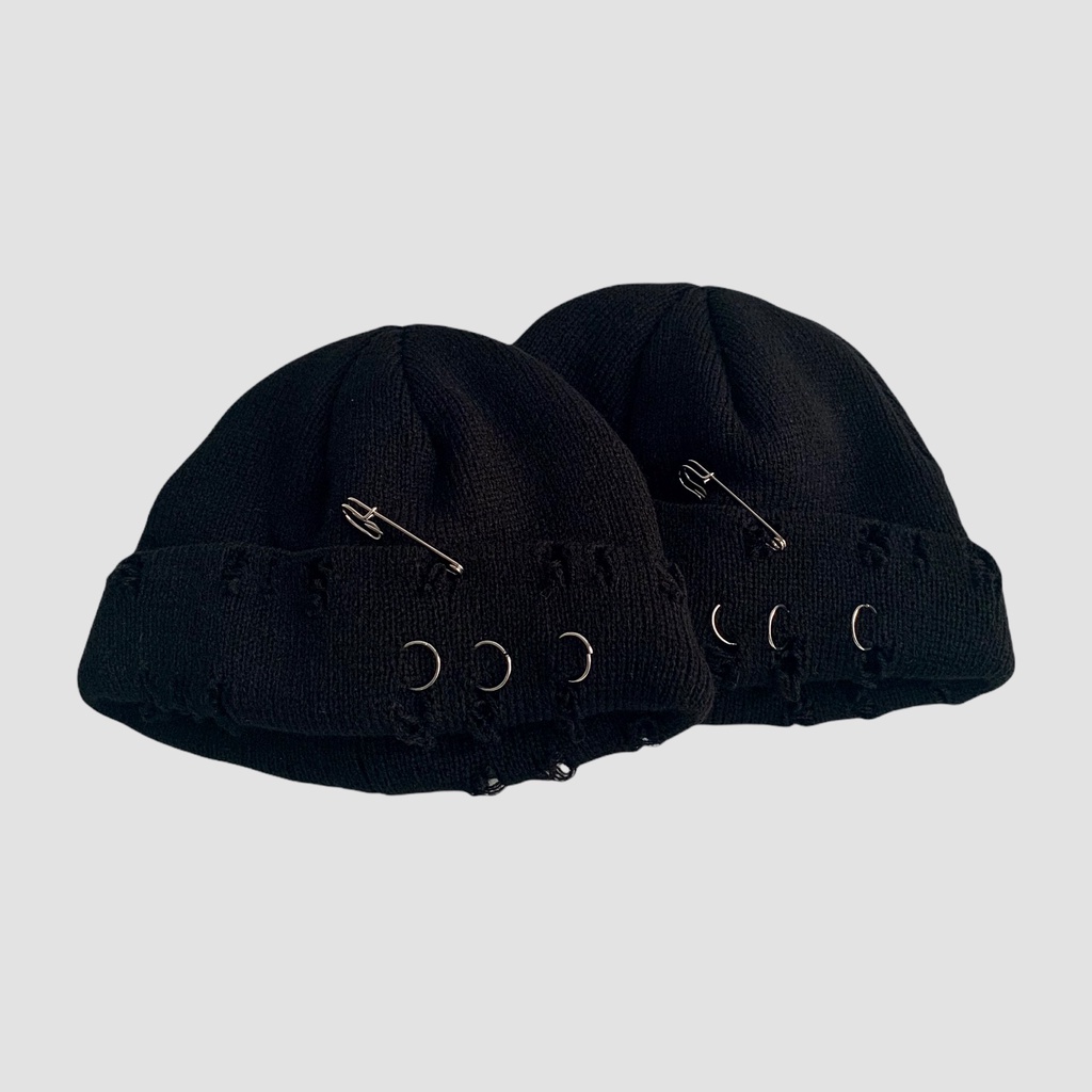 Mũ len rách kèm khuyên