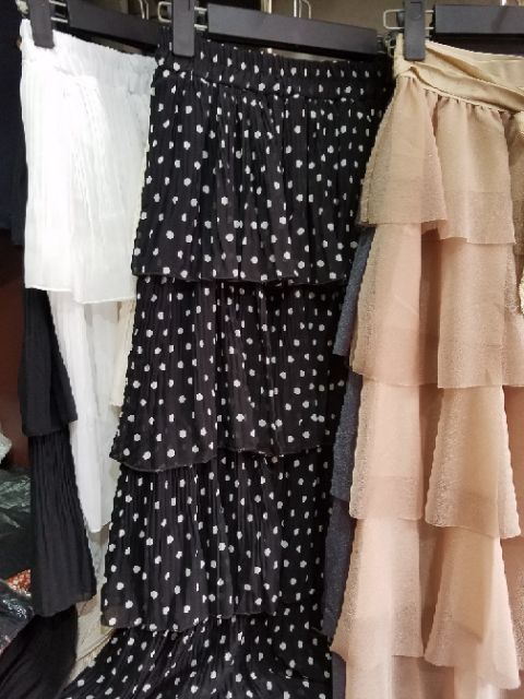 Chân váy tầng dài Quảng Châu cao cấp | BigBuy360 - bigbuy360.vn