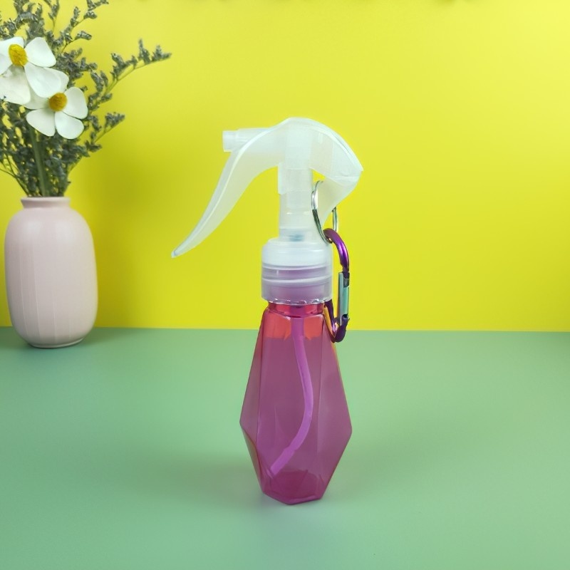 1 Bình Xịt Rỗng 60ML Hình Kim Cương Màu Sắc Ngẫu Nhiên