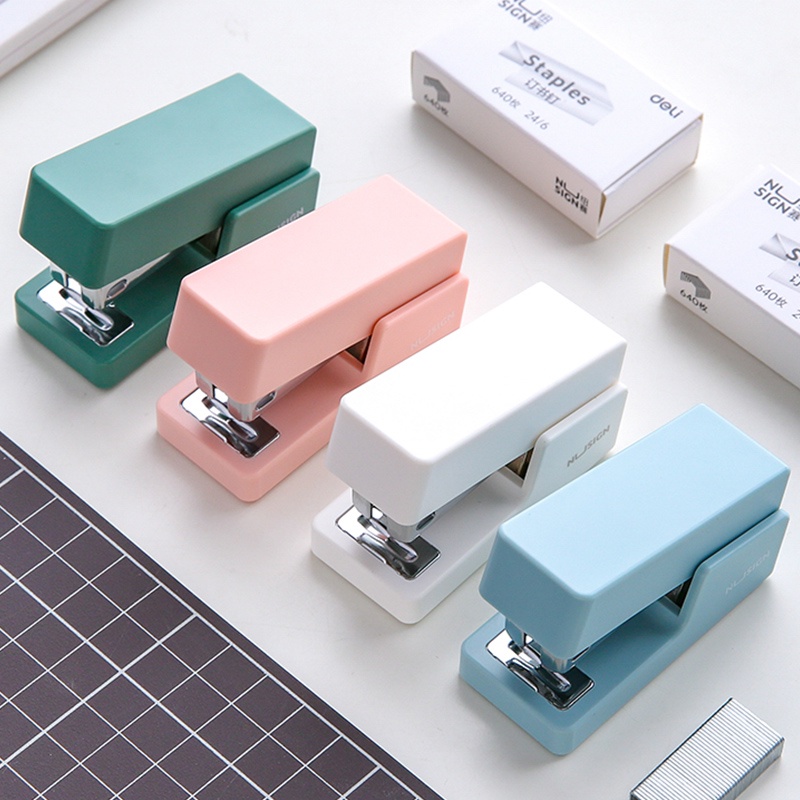 Deli. Bấm Ghim Mini Màu Trơn Đa Năng Kèm Kim Bấm DIY