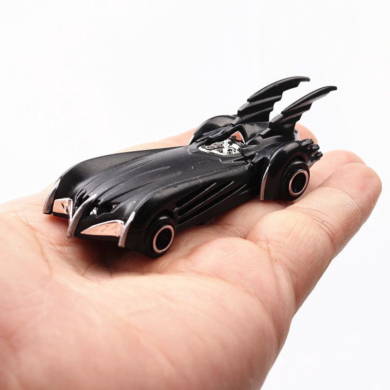 Set 7 Mô Hình Xe Batman Và Xe Tải Đồ Chơi Cho Bé
