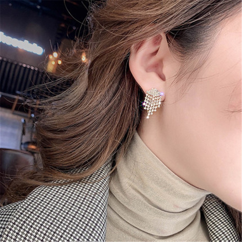 Bông Tai Mạ Bạc 925 Dáng Ngắn Đính Kim Cương Lấp Lánh Sang Trọng