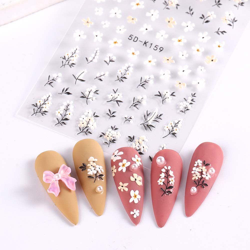 [Hàng mới về] Miếng dán trang trí móng tay nghệ thuật dập nổi thiết kế 5D họa tiết hoạt hình dễ thương