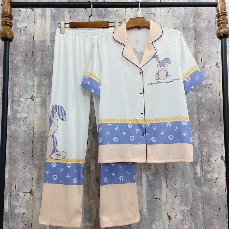 Bộ ngủ mặc nhà pijama cao cấp lụa xước Quảng Châu tay ngắn thỏ