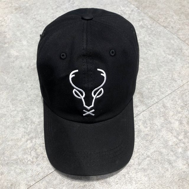 Mũ lưỡi trai thêu logo