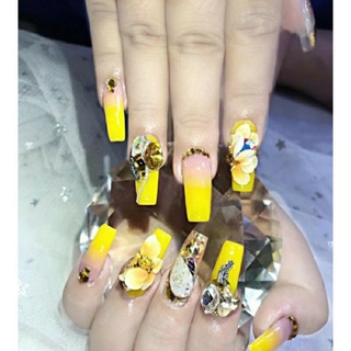 Móng tay thiết kế 💛 Móng úp tay làm theo số đo móng thật của khách