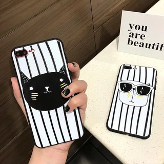 Ốp Mèo Đen và Chó Trắng