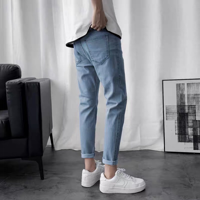 Quần Jean Nam AROTI Chất Vải Bò Đẹp Cao Cấp,Co Giãn Dáng Skinny Trơn,Trẻ Trung, Năng Động Màu Đen- Xanh JT02-X