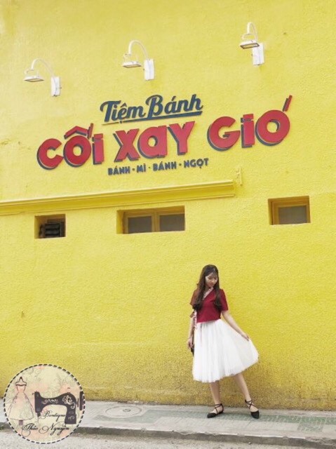 Áo Hanbok cách tân viền hoa