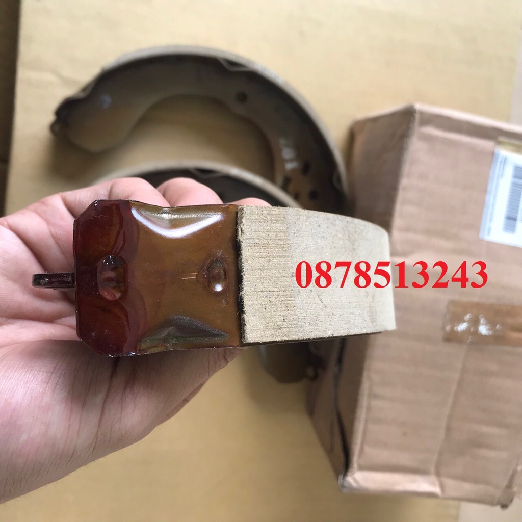 Guốc phanh sau / bố thắng sau / má phanh sau Mitsubishi Xpander xịn chính hãng