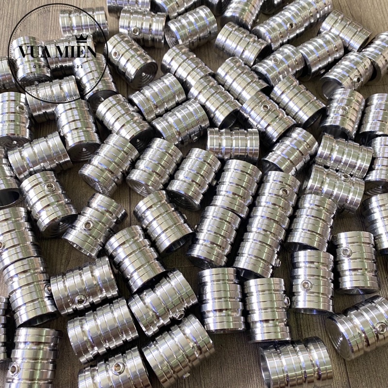 Ốc chụp giò đạp mẫu Thái inox 304 gắn cho tất cả các dòng xe Honda Yamaha Suzuki