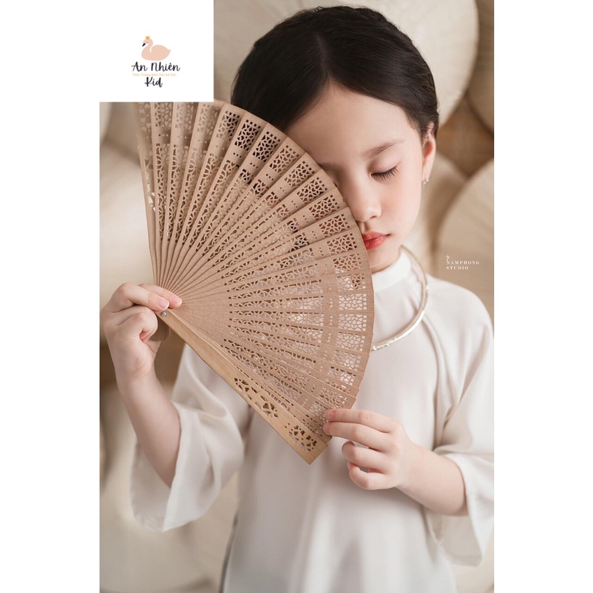 AD0012 Áo Dài Trắng Bé Gái