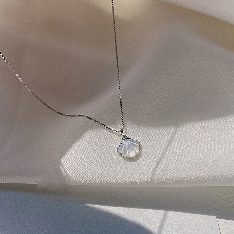 Dây chuyền 191042 mặt hình vỏ sò đính xà cừ tự nhiên thiết kế đơn giản sang trọng