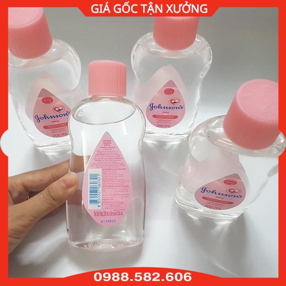 Dầu Mát-xa và Dưỡng Ẩm Johnson’s Baby Oil Cho Bé (200ml) - 8850007060321