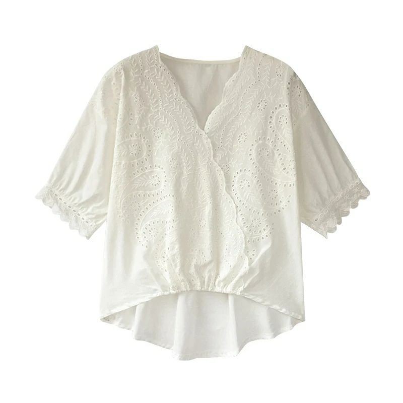 Áo Blouse nữ cổ chữ V phối ren