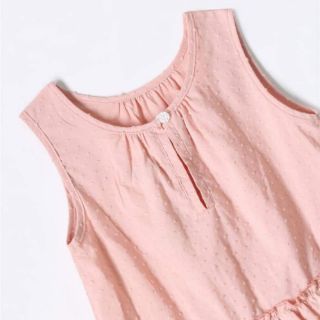 Váy chấm bi hồng bé gái