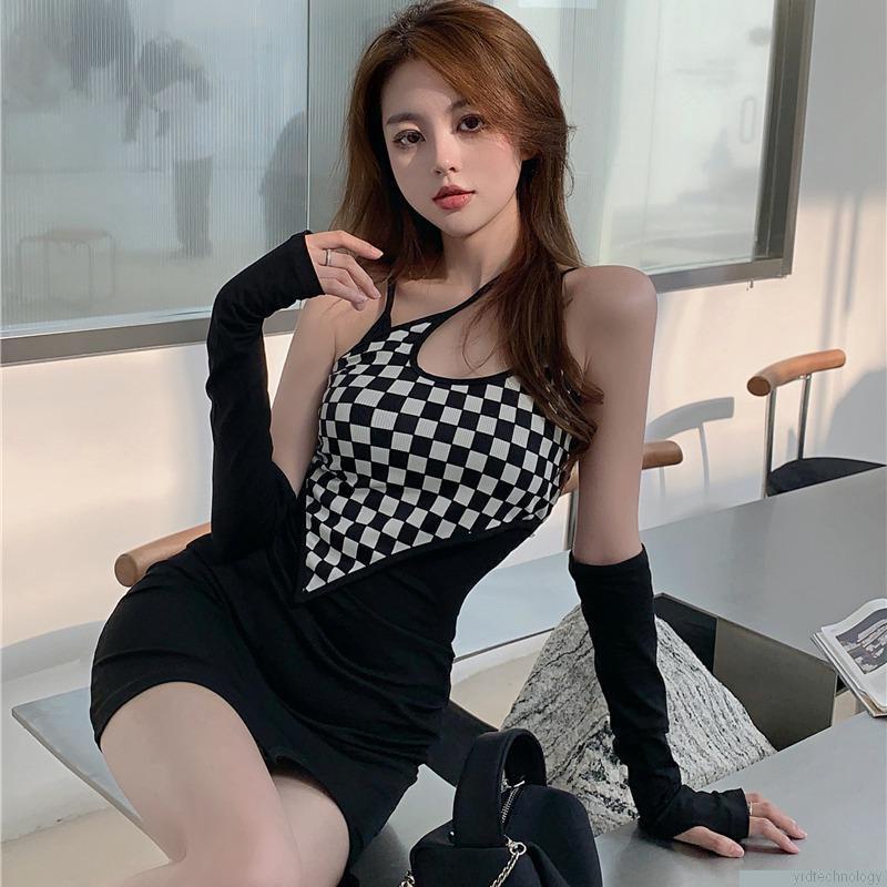 Đầm hai dây ôm body họa tiết ca rô