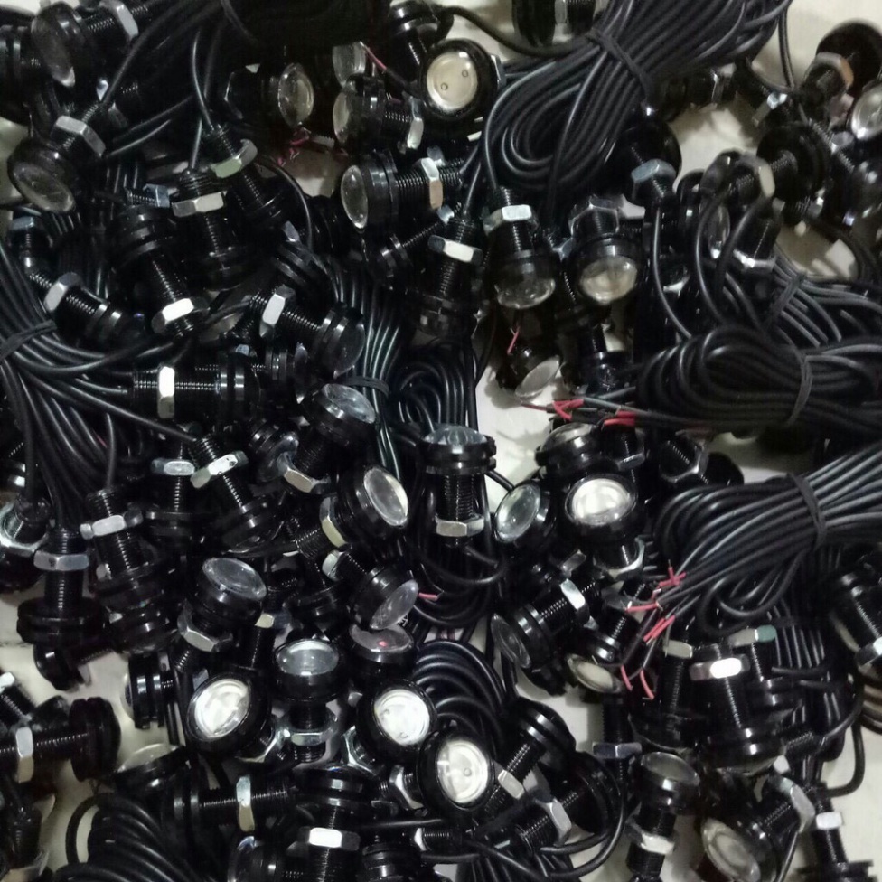 Xi Nhan Kiểu Cúc Áo Cho Xe Máy Chip Led 1 Đôi