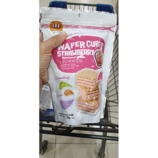 Bánh xốp Wafer Cubes Lee 90gr