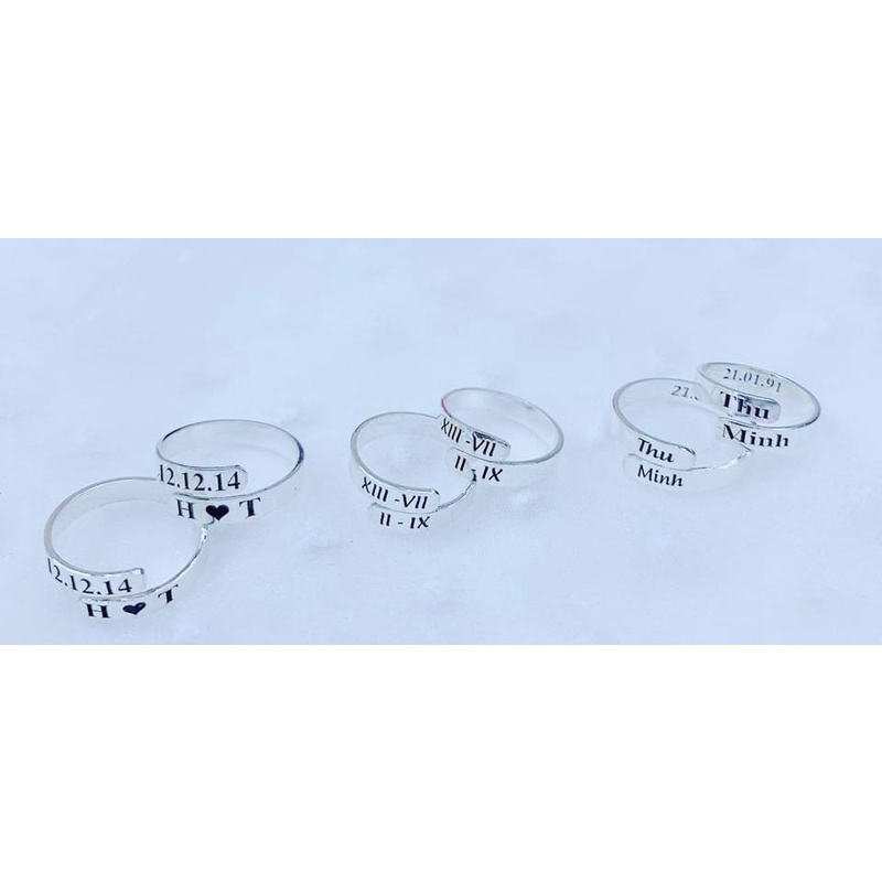 Nhẫn bạc khắc chữ theo yêu cầu, lưu giữ kỉ niệm theo cách ấn tượng độc đáo và cá tính nhất - Nomi Shop