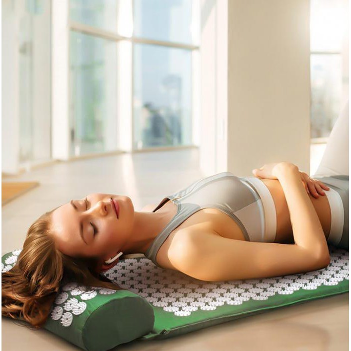 Bộ thảm gối nằm massage huyệt đạo chống đau lưng nhức mỏi