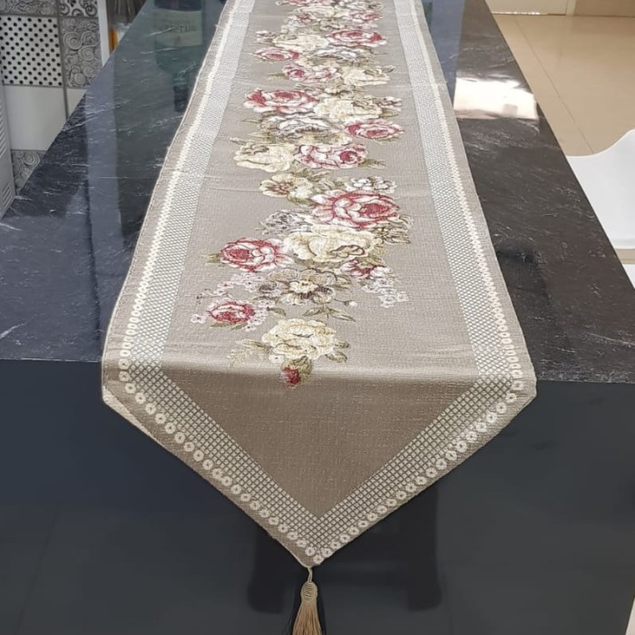 Table Runner Size 35x180cm - Maron