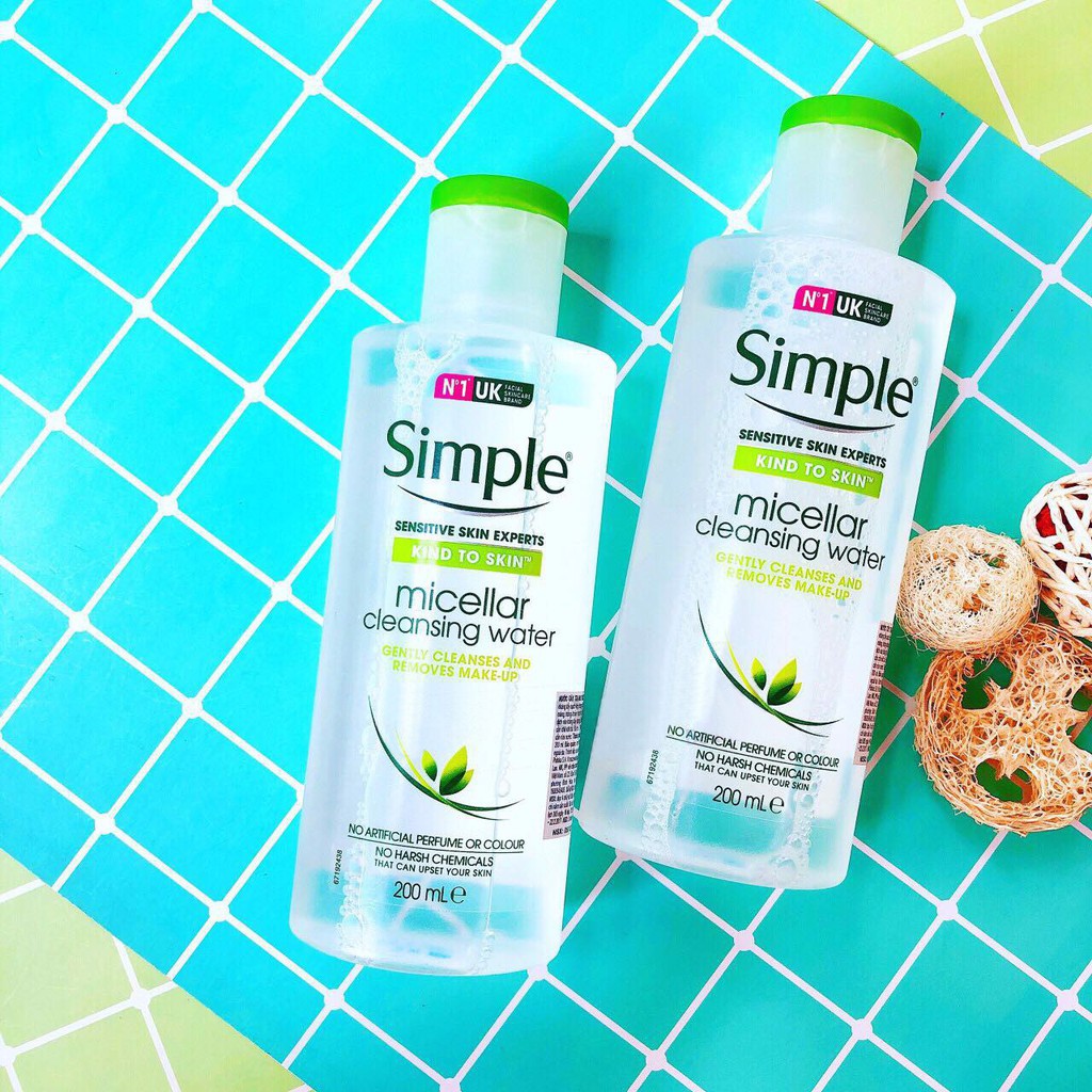 Nước Tẩy Trang Simple Kind To Skin Micellar Cleansing Water Cho Da Nhạy Cảm 200ml