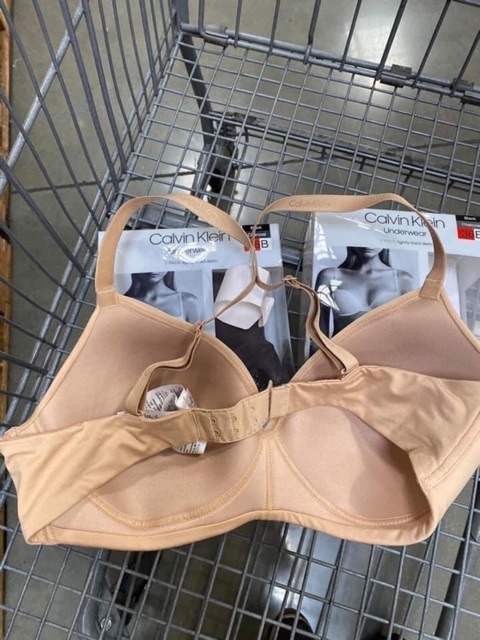 Set 2 áo ngực CK đệm mỏng, không gọng. | BigBuy360 - bigbuy360.vn