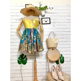 Đầm xoè chữ A phi bóng mút ngực