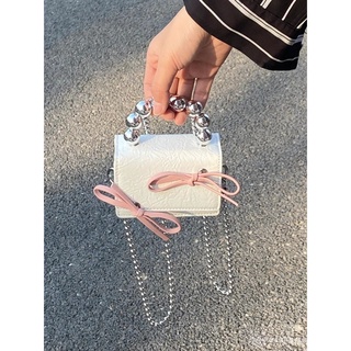 Túi Đựng Tai Nghe Mini Phối Dây Xích Đính Nơ Màu Đen/Hồng Dễ Thương