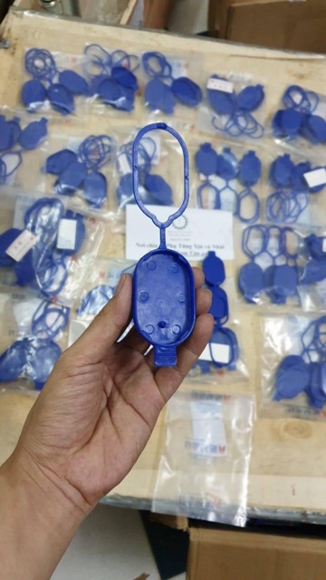 Nắp bình nước rửa kính Ford Transit Chính Hãng mã 92GG17632AA Phạm Văn auto