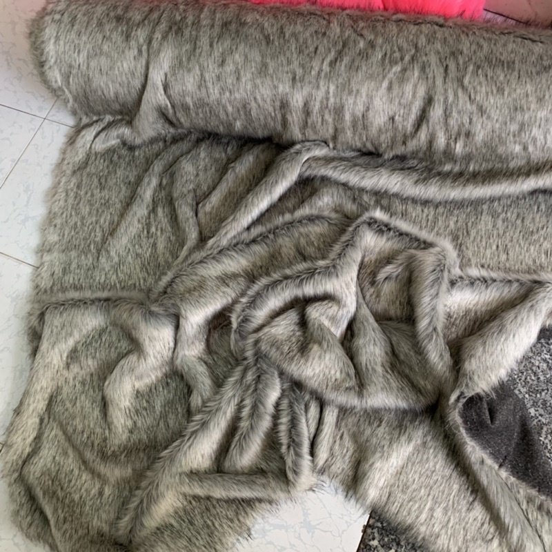 Thảm lông chụp ảnh - xám trắng phớt đen lông dài mới