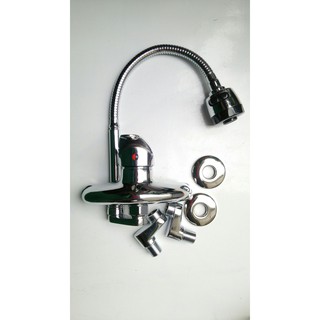 Vòi rửa bát nóng lạnh chân tường