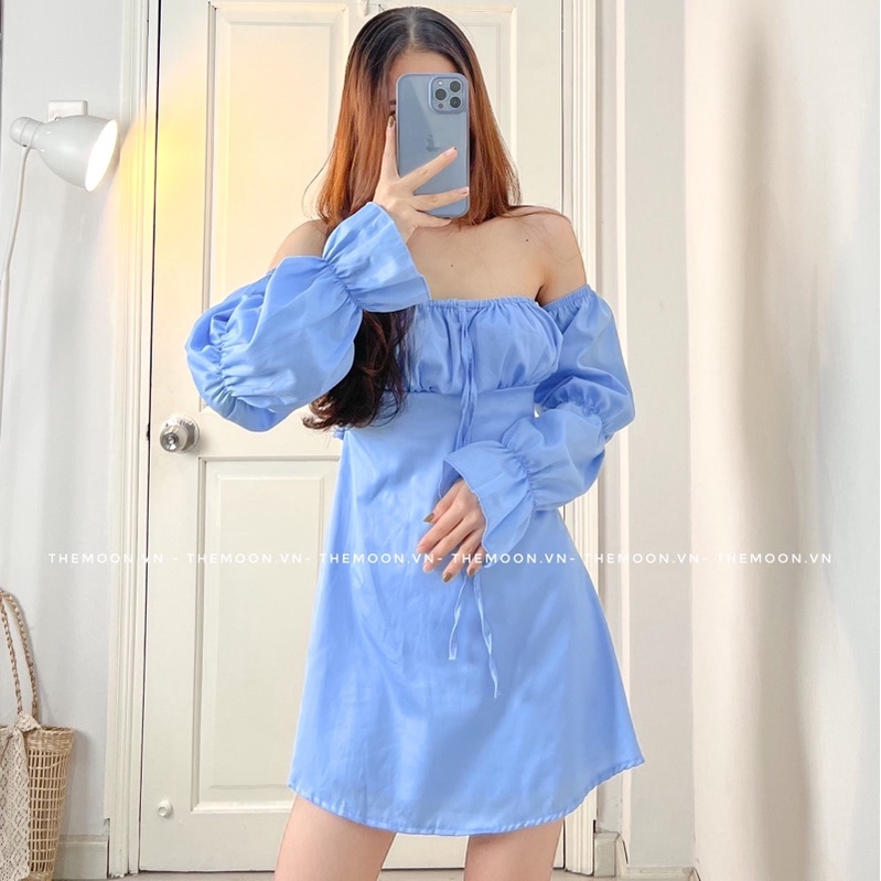 Đầm trễ vai tay dài phía sau có cutout hở lưng